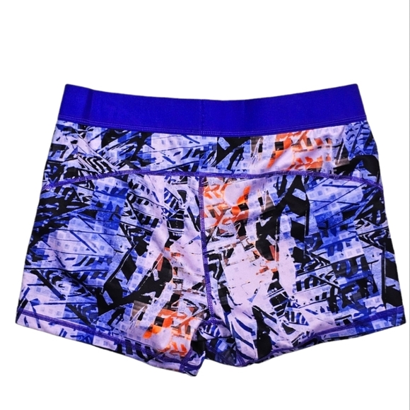 Adidas Techfit Medium Compression Purple Active Shorts Size Large - Picture 2 of 3